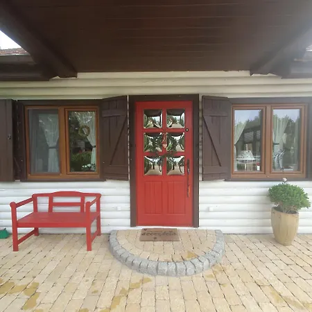 Pod Sosnowym Lasem בית נופש Borowy Mlyn